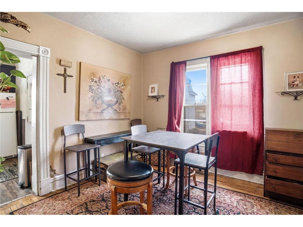 682 4th Street E Saint Paul MN 55106 7074606 image6