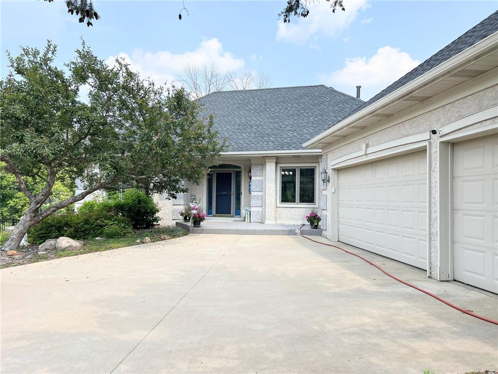 682 Huntington Court S Maplewood MN 55119 6394794 image1