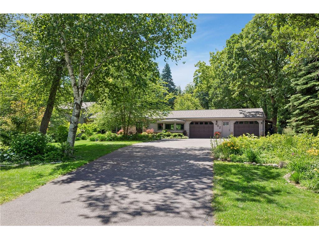 682 O'Neil Road Hudson Twp WI 54016 7087386 image1