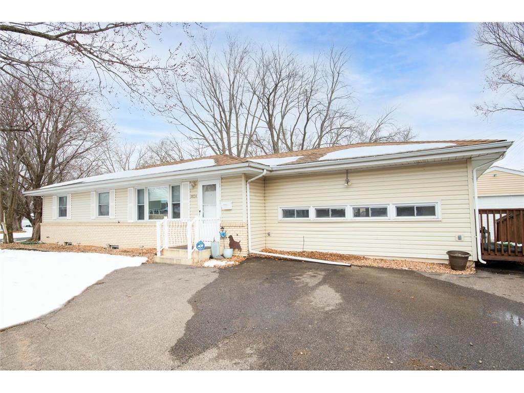 6824 Medicine Lake Road Crystal MN 55427 6349979 image1