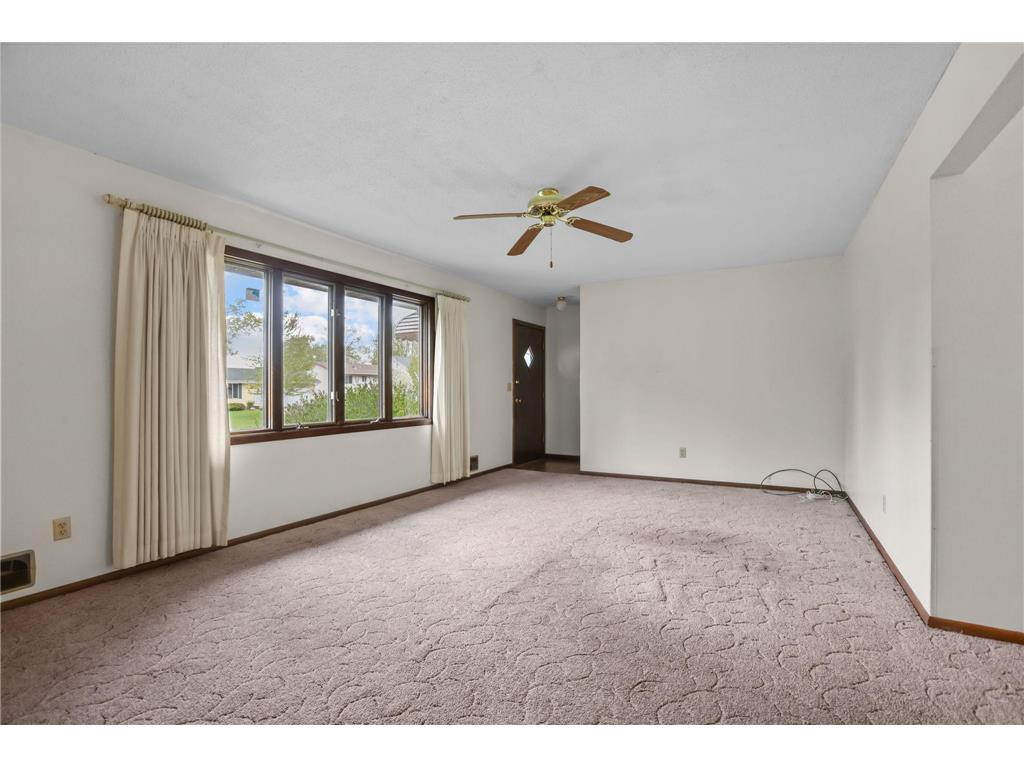 6824 N Colfax Avenue Brooklyn Center MN 55430 7068619 image3