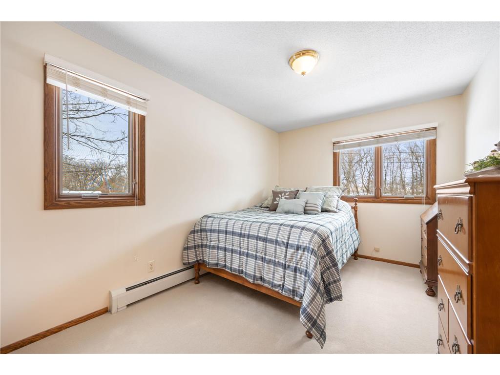 6825 N Shore Drive Greenfield MN 55373 - Sarah 6800424 image14