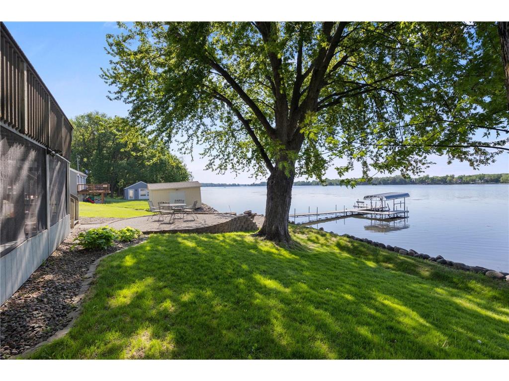 6825 N Shore Drive Greenfield MN 55373 - Sarah 6800424 image25