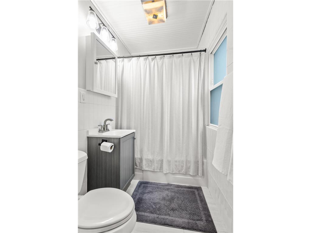 6828 Corvallis Avenue N Crystal MN 55428 7001157 image12