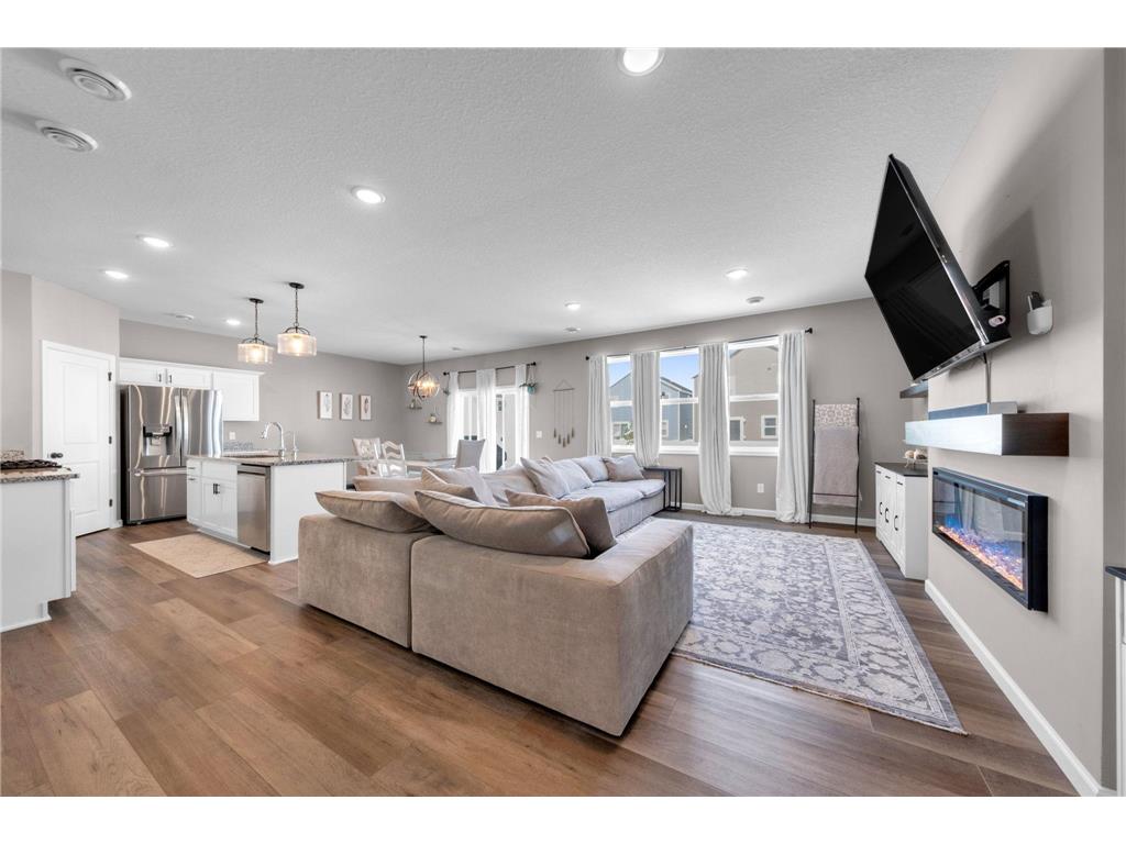 6830 102nd Street S Cottage Grove MN 55016 7038078 image3