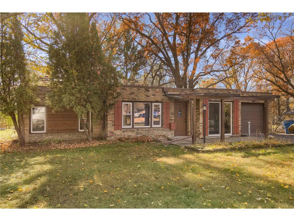 6830 Channel Road NE, Fridley, MN, 55432 MLS 6304609 Edina Realty