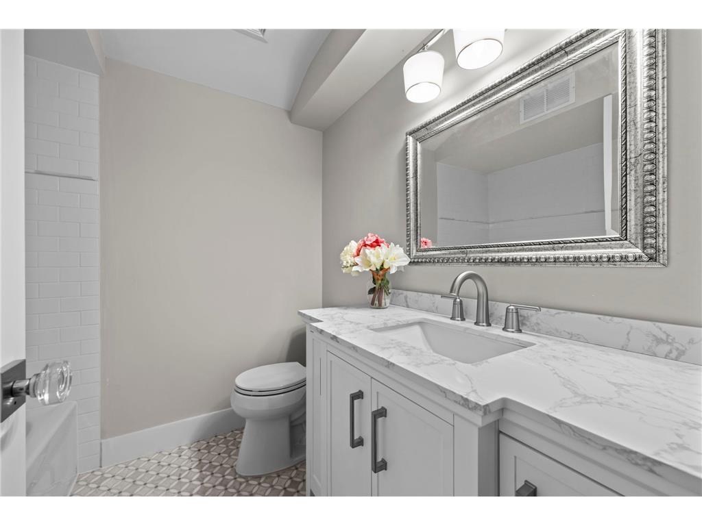 6832 Creston Road Edina MN 55435 7014857 image33