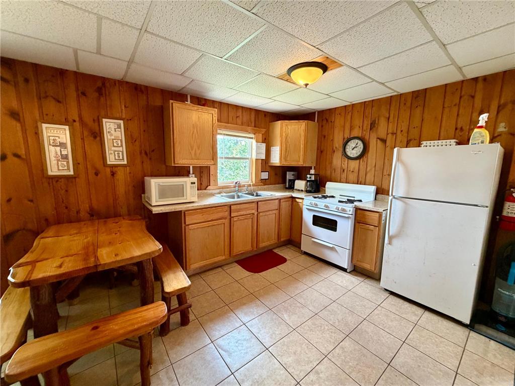 6833 View Point Lodge Road #14 (Cabin 3) Wascott WI 54838 - Minong Flowage 7104091 image11
