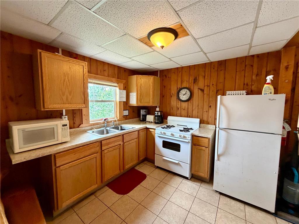 6833 View Point Lodge Road #14 (Cabin 3) Wascott WI 54838 - Minong Flowage 7104091 image7