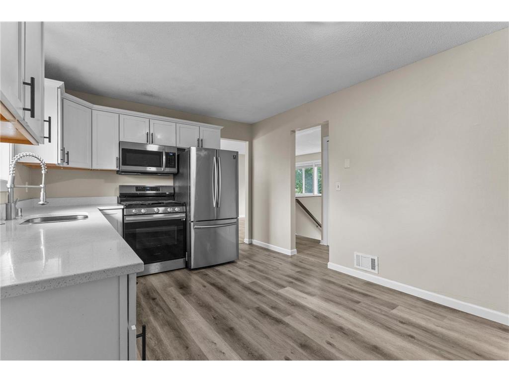 6835 Colfax Avenue N Brooklyn Center MN 55430 7095159 image11