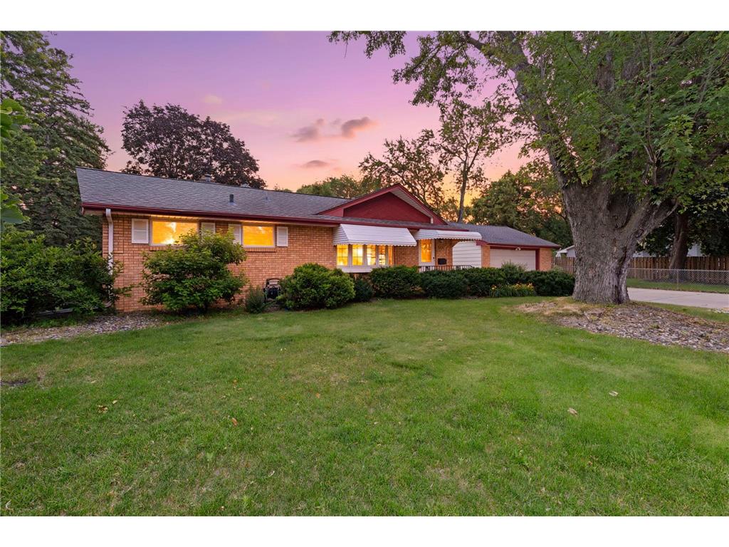 6836 Ewing Avenue N Brooklyn Center MN 55429 7105036 image1