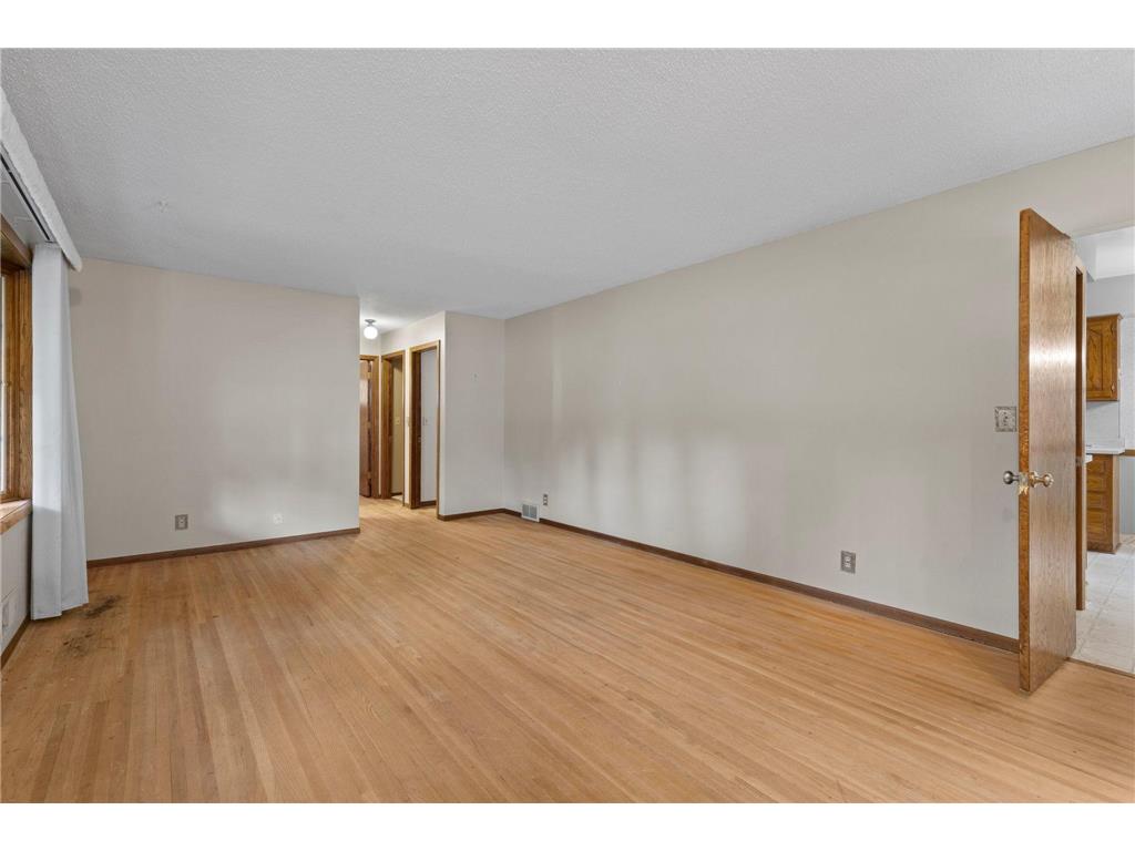 6836 Ewing Avenue N Brooklyn Center MN 55429 7105036 image16