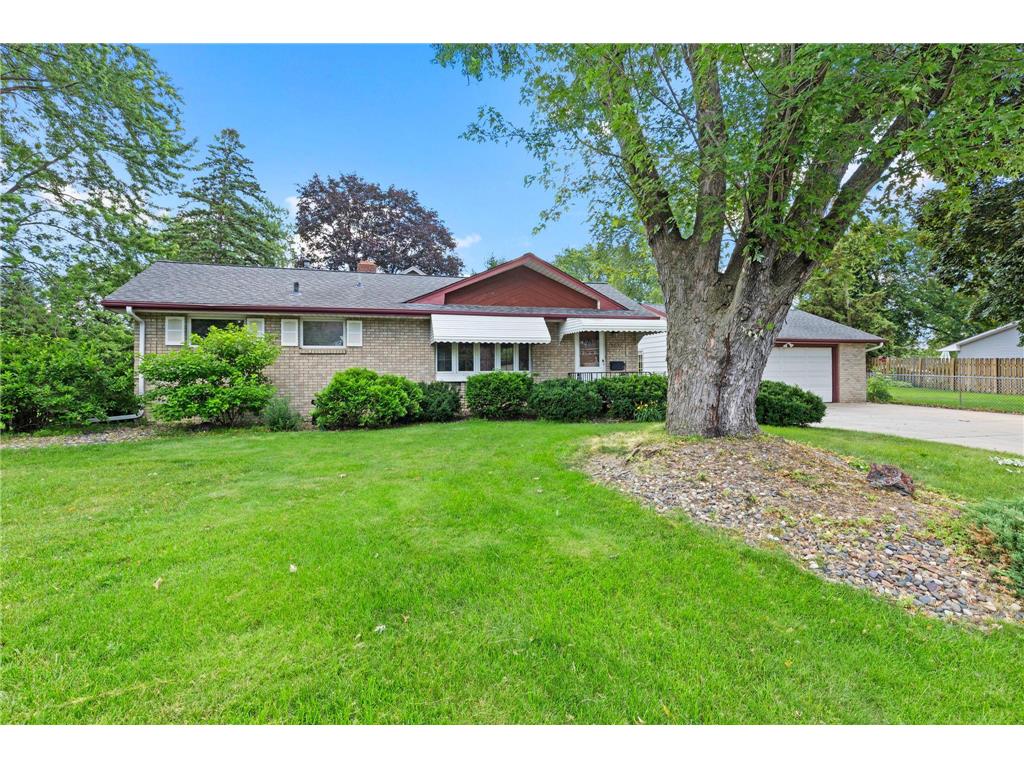 6836 Ewing Avenue N Brooklyn Center MN 55429 7105036 image2