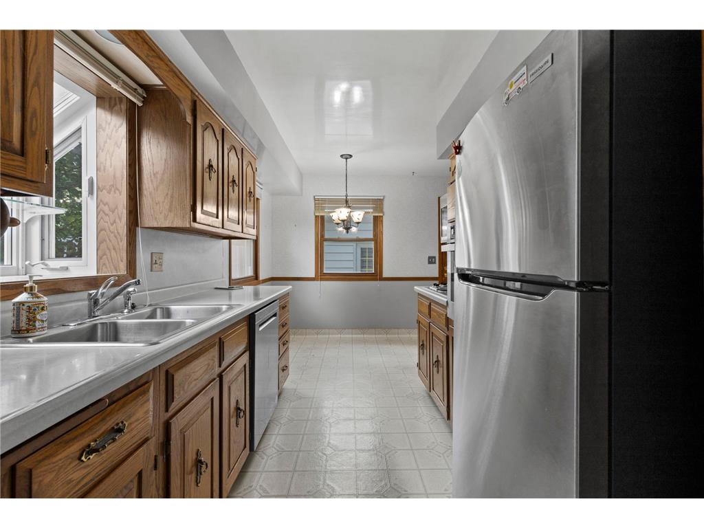 6836 Ewing Avenue N Brooklyn Center MN 55429 7105036 image22