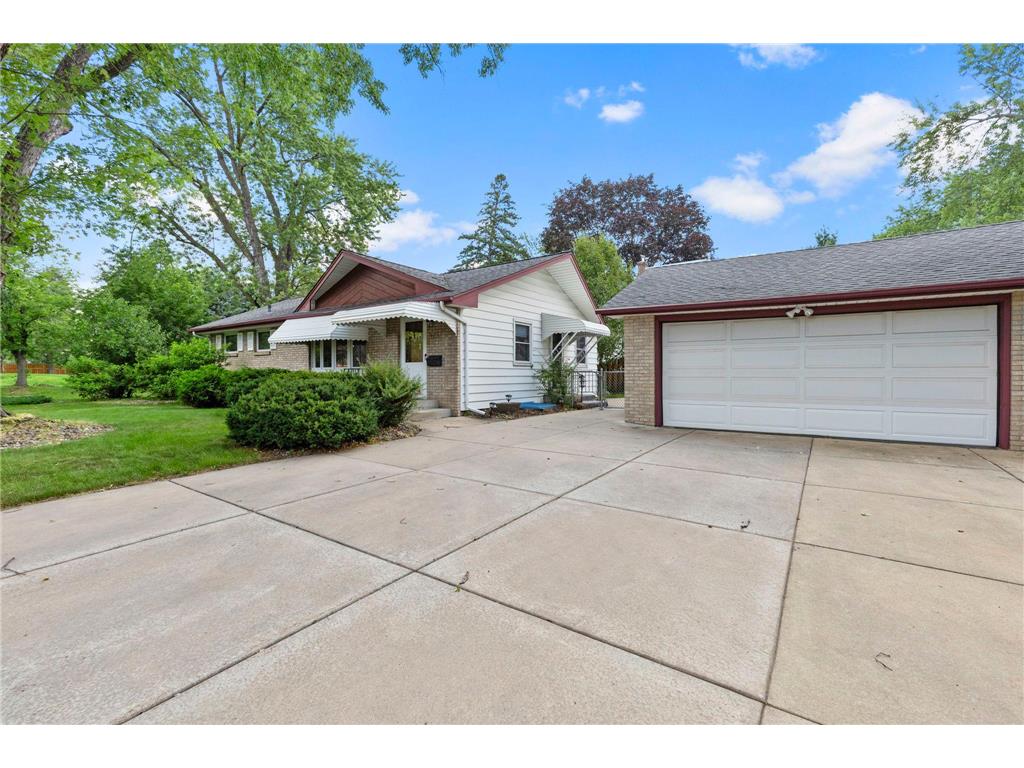 6836 Ewing Avenue N Brooklyn Center MN 55429 7105036 image3