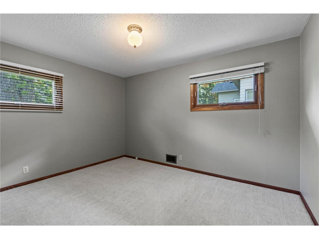 6836 Ewing Avenue N Brooklyn Center MN 55429 7105036 image30