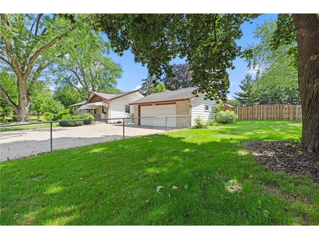 6836 Ewing Avenue N Brooklyn Center MN 55429 7105036 image50
