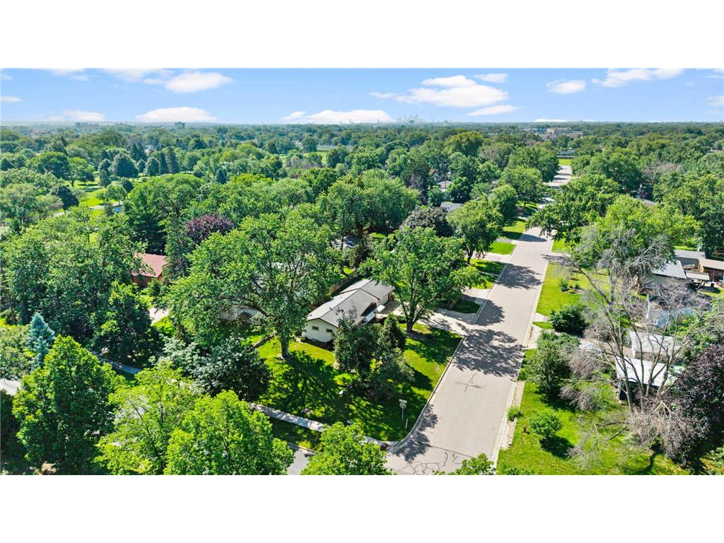 6836 Ewing Avenue N Brooklyn Center MN 55429 7105036 image6