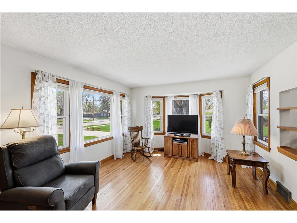 6838 Portland Avenue S Richfield MN 55423 7071772 image3