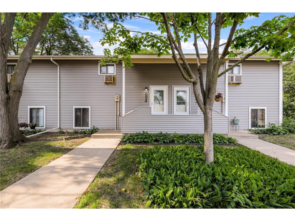 684 Mercer Street Saint Paul MN 55102 6407232 image1