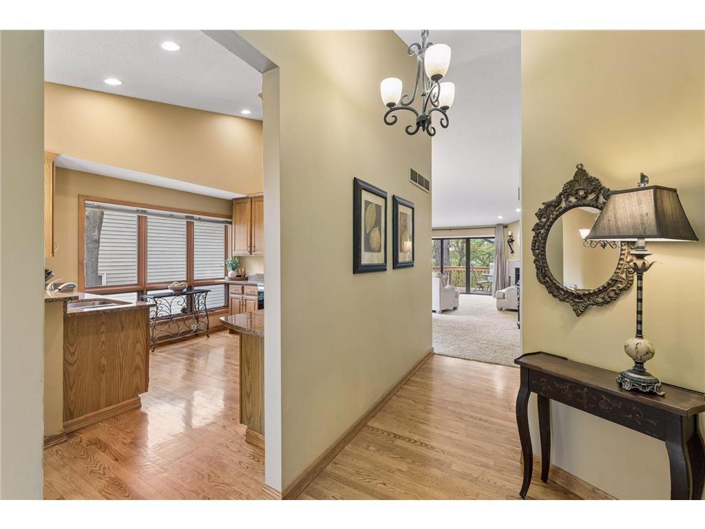 6843 Stonewood Court Eden Prairie MN 55346 7027583 image2