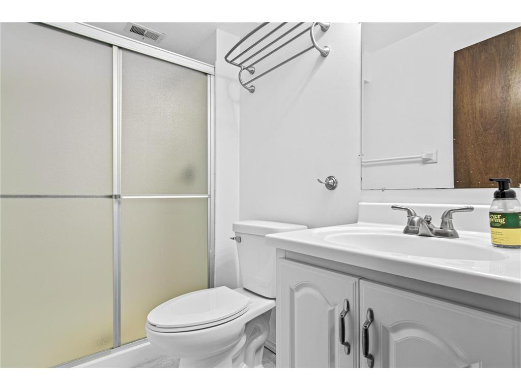 6844 Buckingham Court Woodbury MN 55125 7020080 image25