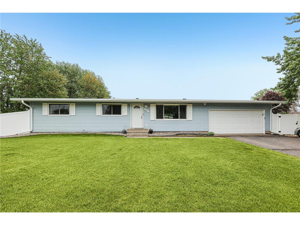 6847 8th Street Lane N Oakdale MN 55128 7076039 image1