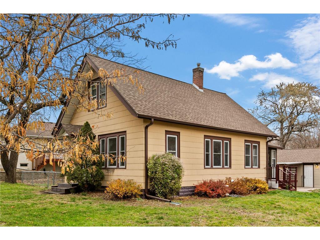 685 43rd Avenue NE Columbia Heights MN 55421 6466573 image1