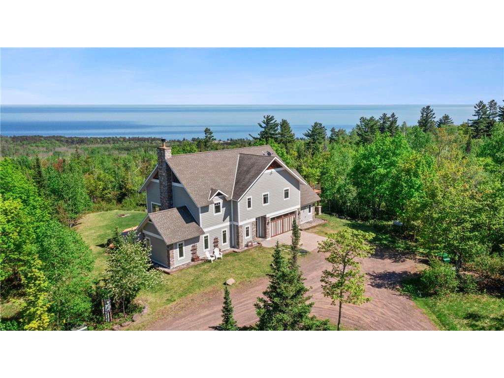 685 Cuttingwood Road Two Harbors MN 55616 - Superior 7085899 image1