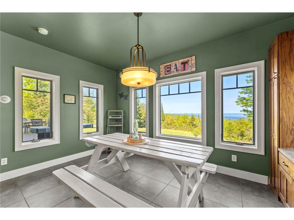 685 Cuttingwood Road Two Harbors MN 55616 - Superior 7085899 image33