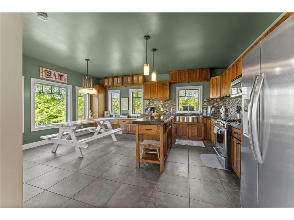 685 Cuttingwood Road Two Harbors MN 55616 - Superior 7085899 image36