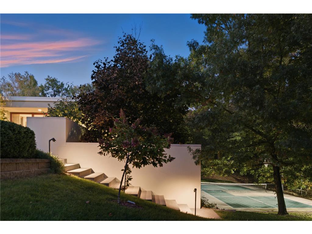 685 Hidden Creek Trail Mendota Heights MN 55118 6707877 image3