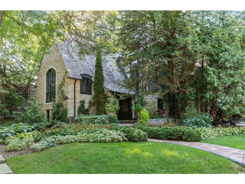 685 Linwood Avenue, Saint Paul, MN 55105 MLS 6249637 Edina Realty