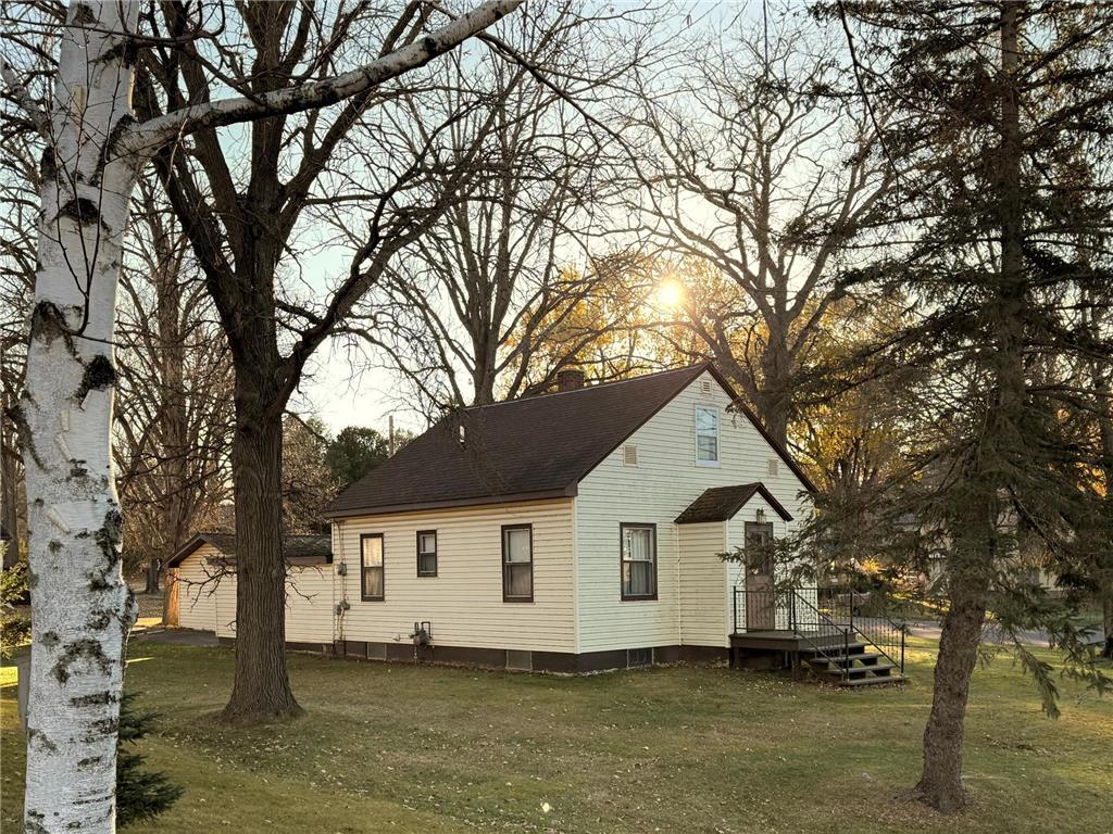 685 Main Street W Isle MN 56342 - Mille Lacs Lake 6705841 image1