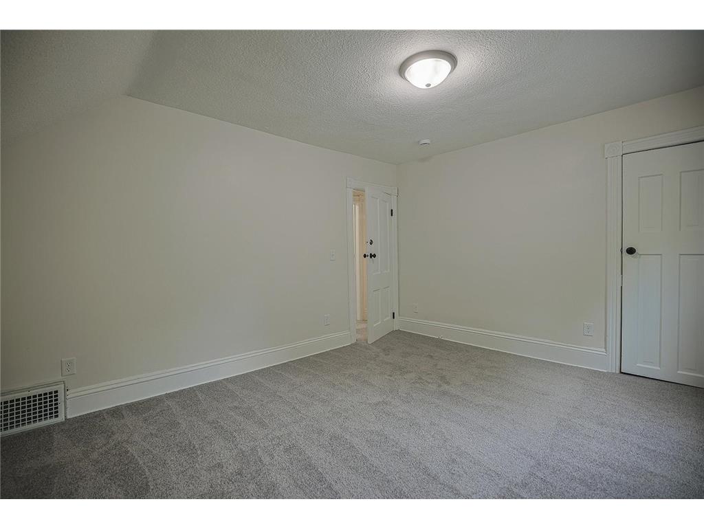 685 Stewart Avenue Saint Paul MN 55102 7099410 image20