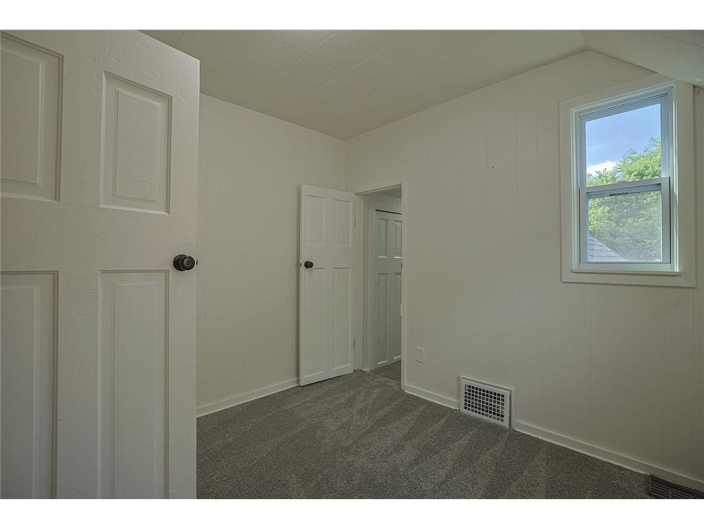 685 Stewart Avenue Saint Paul MN 55102 7099410 image23