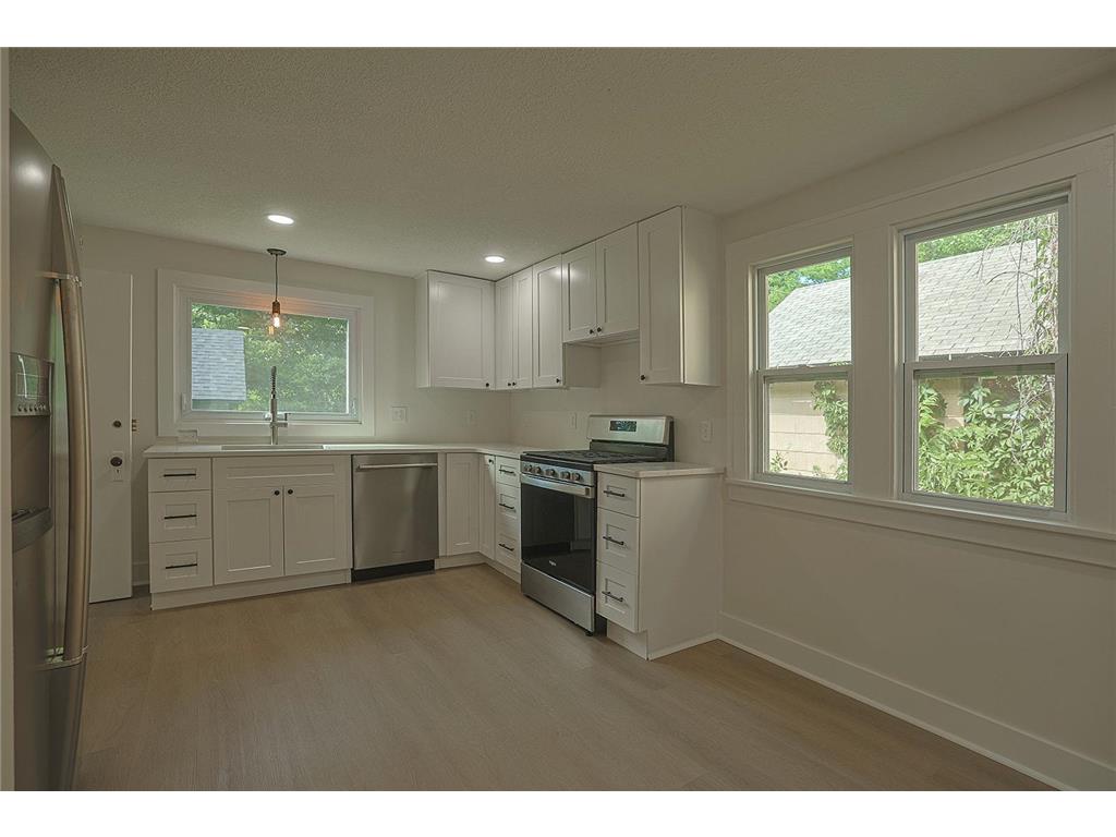 685 Stewart Avenue Saint Paul MN 55102 7099410 image4