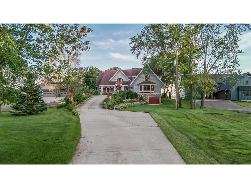 6851 N Shore Trail N Forest Lake MN 55025 - Forest 7048512 image88