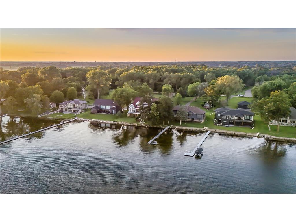6851 N Shore Trail N Forest Lake MN 55025 - Forest 7048512 image92