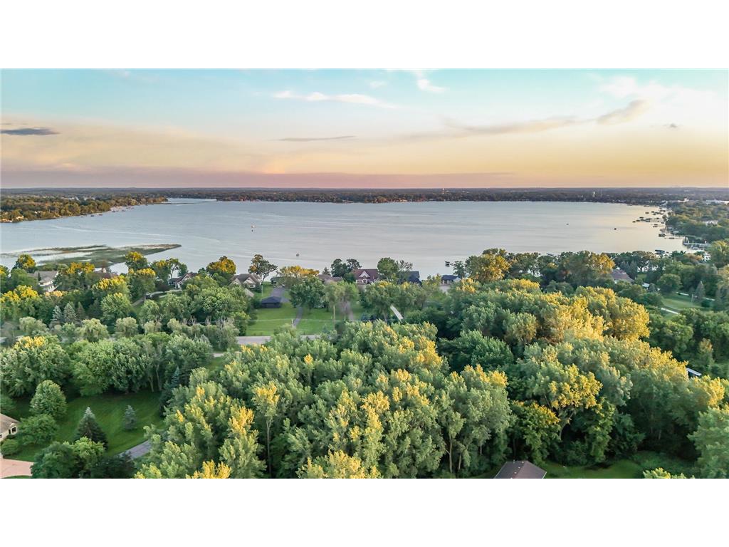6851 N Shore Trail N Forest Lake MN 55025 - Forest 7048512 image96