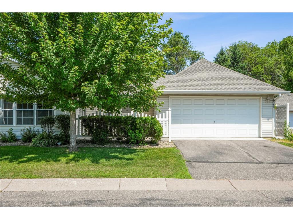 6855 Blackhawk Trail #22 Inver Grove Heights MN 55077 6737000 image1