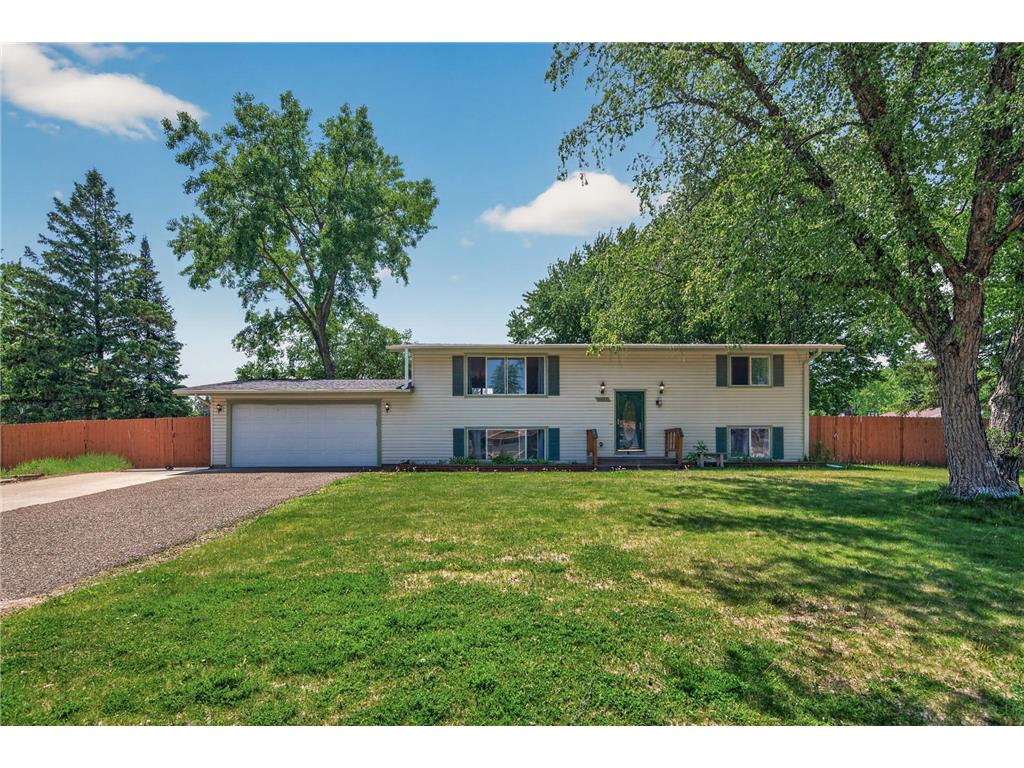 6857 8th Street Lane N Oakdale MN 55128 7072219 image1