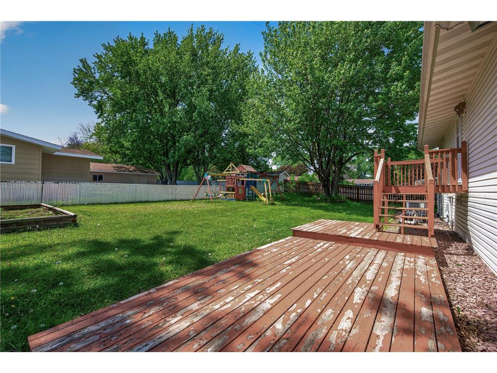 6857 8th Street Lane N Oakdale MN 55128 7072219 image20