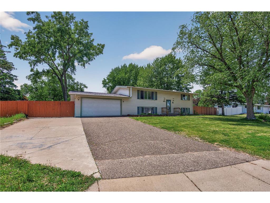 6857 8th Street Lane N Oakdale MN 55128 7072219 image25