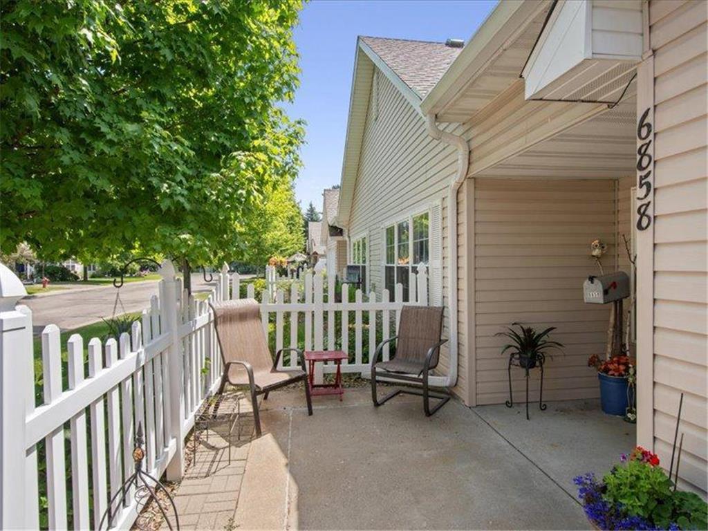 6858 Blackhawk Trail Inver Grove Heights MN 55077 6564520 image1