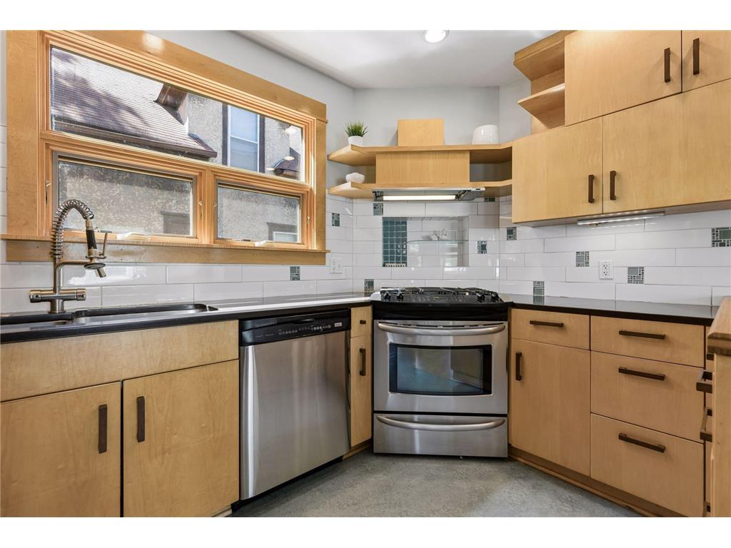 686 23rd Avenue NE Minneapolis MN 55418 7075717 image13