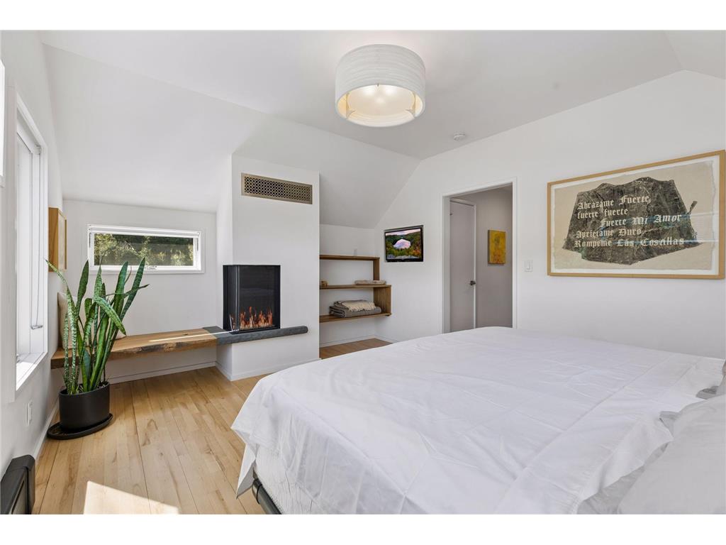 686 23rd Avenue NE Minneapolis MN 55418 7075717 image23