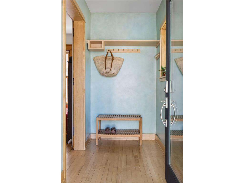 686 23rd Avenue NE Minneapolis MN 55418 7075717 image34