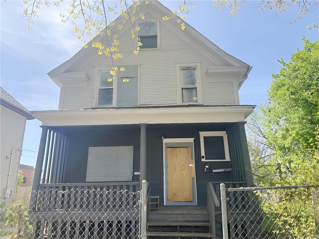 686 Sherburne Avenue Saint Paul MN 55104 7075124 image3