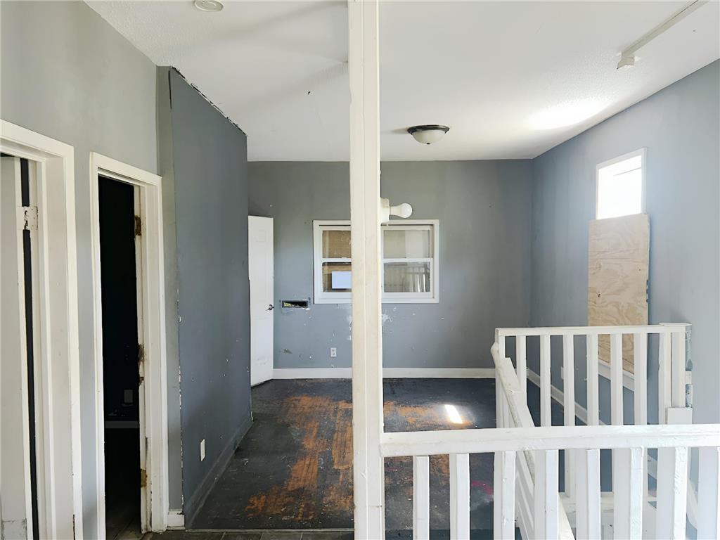 686 Sherburne Avenue Saint Paul MN 55104 7075124 image7